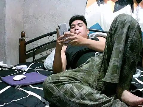 alhex gay26 online show from 10, 4, 2026