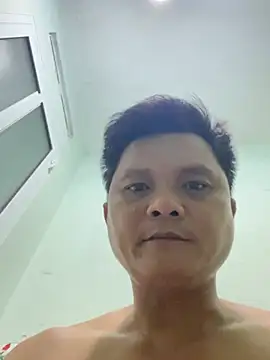 hotboy2x online show from 17, 4, 2026