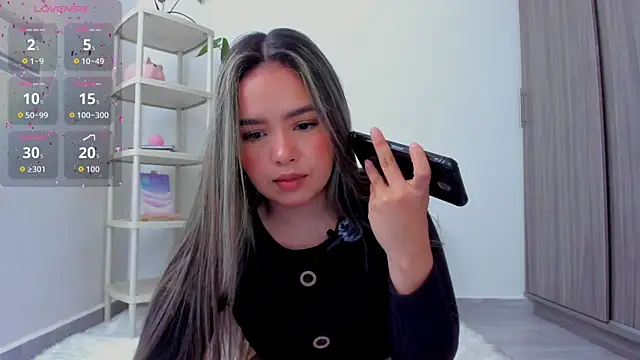 Alana Banana  online show from 20, 9, 2025