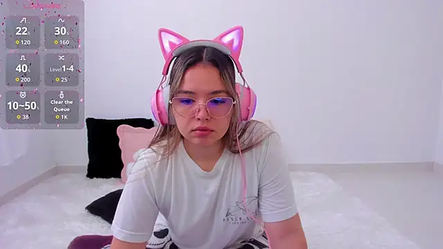 Alana Banana  online show from 4, 11, 2025