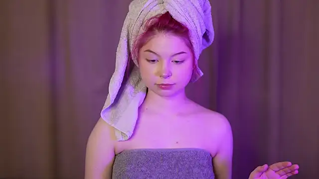 Stella Vanila online show from 13, 11, 2025