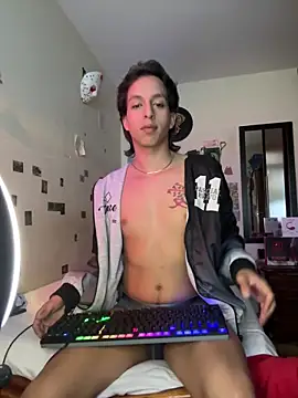 Snapshot of DannyPhantom555 chatting on 18, 9, 2025 DannyPhantom555 online show from 18, 9, 2025