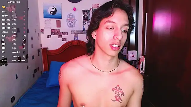 Snapshot of DannyPhantom555 chatting on 1, 10, 2025 DannyPhantom555 online show from 1, 10, 2025