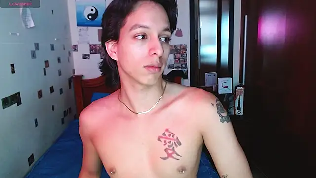 Snapshot of DannyPhantom555 chatting on 2, 10, 2025 DannyPhantom555 online show from 2, 10, 2025