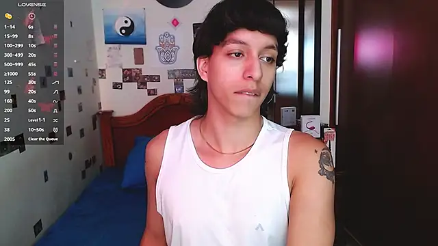 Snapshot of DannyPhantom555 chatting on 7, 10, 2025 DannyPhantom555 online show from 7, 10, 2025