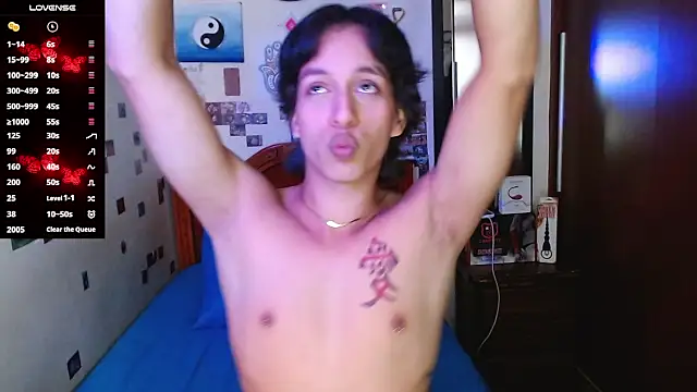 Snapshot of DannyPhantom555 chatting on 25, 11, 2025 DannyPhantom555 online show from 25, 11, 2025