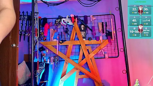 Snapshot of Misstresss_aurora_bdsm chatting on 15, 12, 2025 Misstresss aurora bdsm online show from 15, 12, 2025