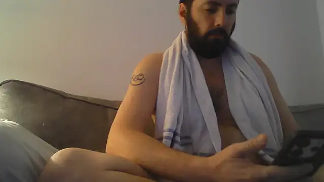 Snapshot of Big_Bi_Cub chatting on 9, 9, 2025 Big Bi Cub online show from 9, 9, 2025