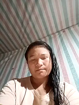 Love-Mama33 online show from 4, 12, 2025