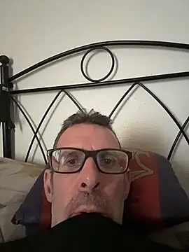 gigolobcn online show from 1, 2, 2026