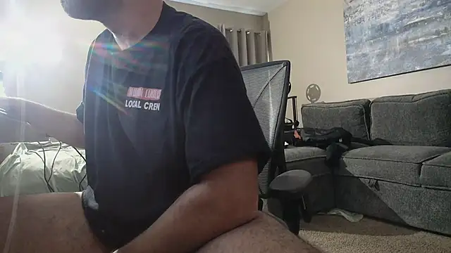 Snapshot of LeeCox chatting on 14, 12, 2024 LeeCox online show from 14, 12, 2024