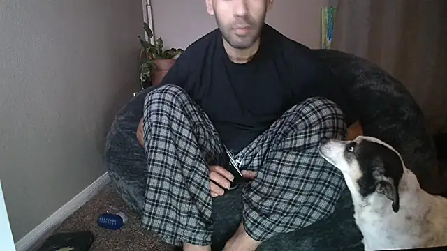 Snapshot of LeeCox chatting on 5, 1, 2025 LeeCox online show from 5, 1, 2025