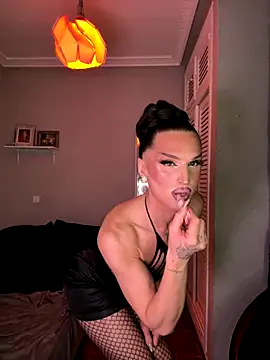 lacattiva online show from 8, 9, 2025