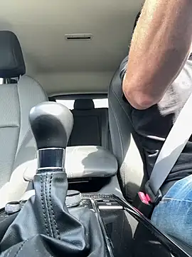 Snapshot of Axl_hot chatting on 12, 9, 2025 Axl hot online show from 12, 9, 2025