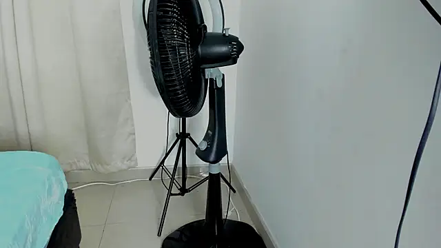 Snapshot of ashly_pnik1 chatting on 22, 10, 2025 ashly pnik1 online show from 22, 10, 2025