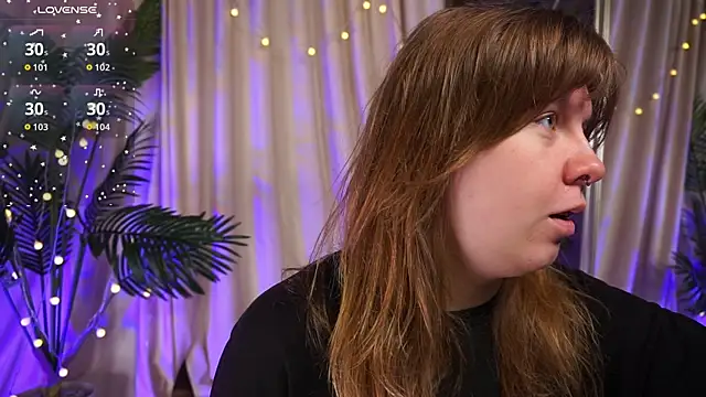 Snapshot of Sense_Of_Rosemary chatting on 25, 9, 2025 Sense Of Rosemary online show from 25, 9, 2025