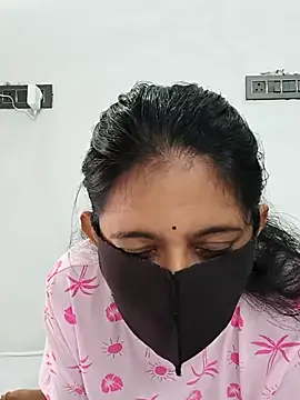 Snapshot of Your-Vedika chatting on 17, 9, 2025 Your-Vedika online show from 17, 9, 2025