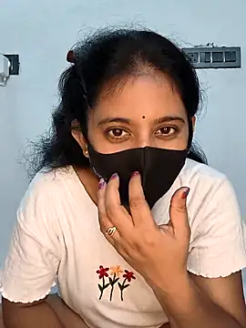 Snapshot of Your-Vedika chatting on 5, 10, 2025 Your-Vedika online show from 5, 10, 2025