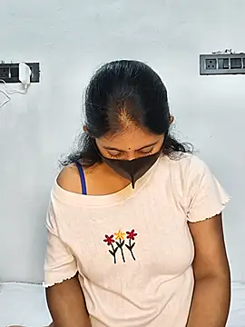 Snapshot of Your-Vedika chatting on 10, 10, 2025 Your-Vedika online show from 10, 10, 2025