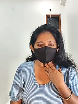 Snapshot of Your-Vedika chatting on 15, 11, 2025 Your-Vedika online show from 15, 11, 2025