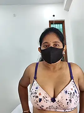 Snapshot of Your-Vedika chatting on 18, 11, 2025 Your-Vedika online show from 18, 11, 2025