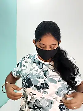 Snapshot of Your-Vedika chatting on 4, 12, 2025 Your-Vedika online show from 4, 12, 2025