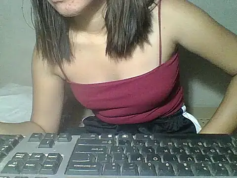 Skinny PinayGirljust18 online show from 16, 4, 2026