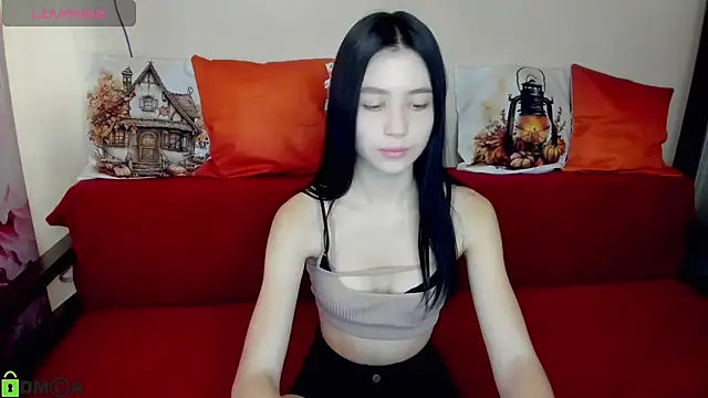 Snapshot of SelinLi chatting on 15, 10, 2025 SelinLi online show from 15, 10, 2025