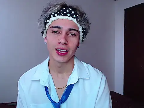 john vichenso online show from 31, 10, 2025