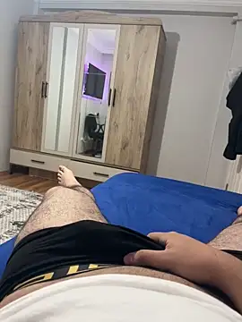 Snapshot of Erenn9972 chatting on 10, 9, 2025 Erenn9972 online show from 10, 9, 2025