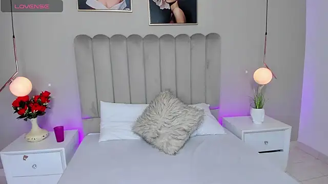 Dani rosse  online show from 15, 4, 2026