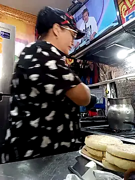 Lady 16 online show from 15, 9, 2025