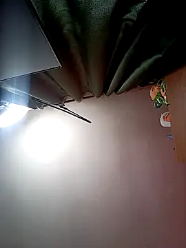 Lady 16 online show from 17, 10, 2025