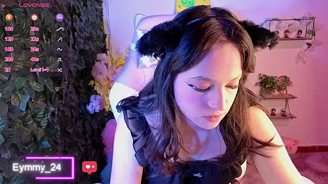 Snapshot of Eymmy_24 chatting on 7, 6, 2026 Eymmy 24 online show from 7, 6, 2026