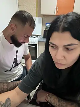 MiaKiittyy online show from 7, 10, 2025