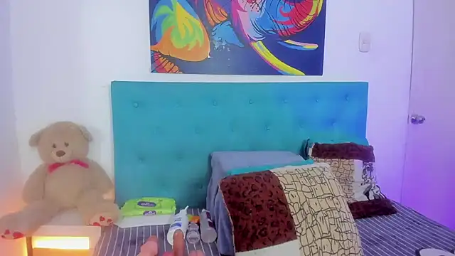 neferet opal online show from 4, 10, 2025