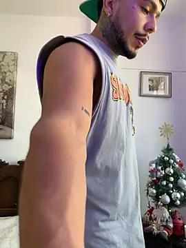 Snapshot of DeimonOficial chatting on 21, 12, 2025 DeimonOficial online show from 21, 12, 2025