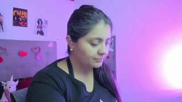 TifanyAmazinng online show from 13, 2, 2026