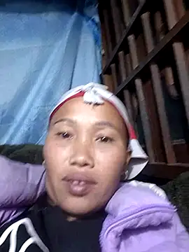 Snapshot of PhamPm70 chatting on 26, 11, 2025 PhamPm70 online show from 26, 11, 2025