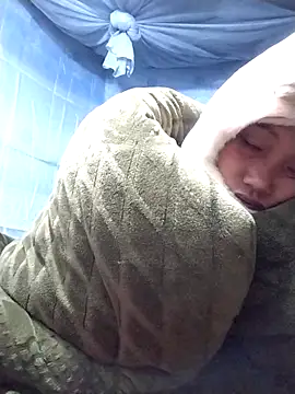 Snapshot of PhamPm70 chatting on 16, 12, 2025 PhamPm70 online show from 16, 12, 2025