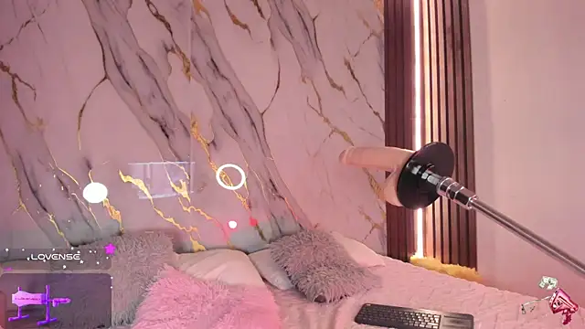 Snapshot of alicecute77 chatting on 27, 9, 2025 alicecute77 online show from 27, 9, 2025