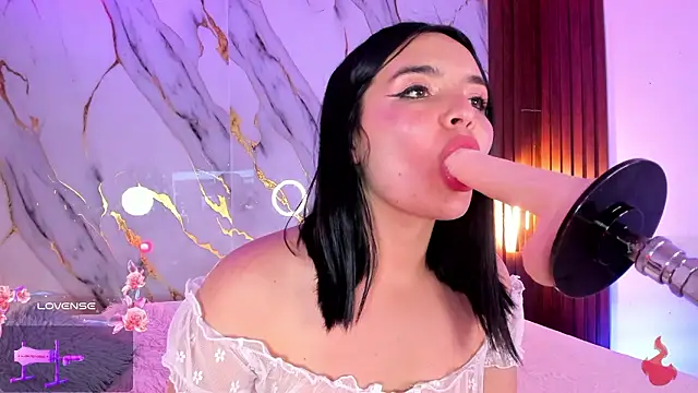 Snapshot of alicecute77 chatting on 18, 2, 2026 alicecute77 online show from 18, 2, 2026