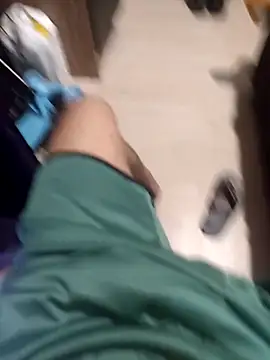 comobucetinhas online show from 18, 12, 2025