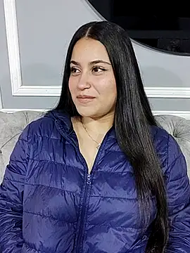 Snapshot of gabyjoness_ chatting on 12, 11, 2025 gabyjoness online show from 12, 11, 2025