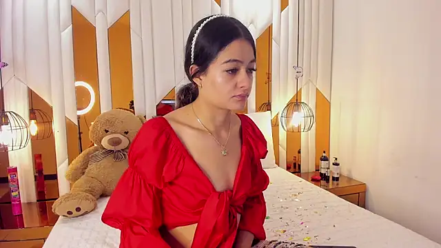 ValeriaPrado online show from 15, 11, 2025