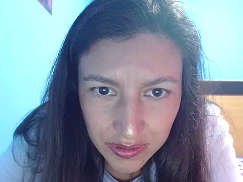 SarahFriendly online show from 5, 4, 2026