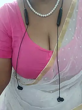 Snapshot of tami_lavanya chatting on 5, 6, 2026 tami lavanya online show from 5, 6, 2026