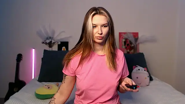 EileenKenner online show from 5, 12, 2025