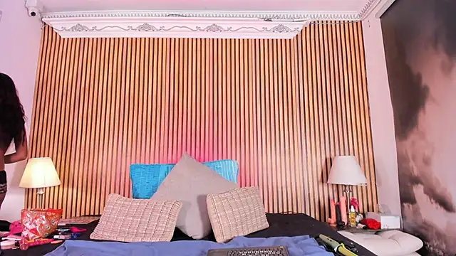 keeyla stone online show from 12, 9, 2025