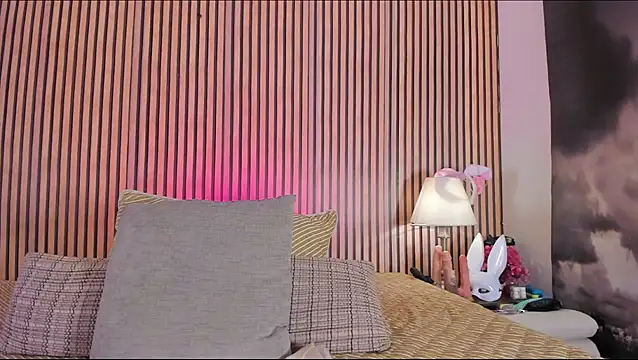 keeyla stone online show from 23, 11, 2025